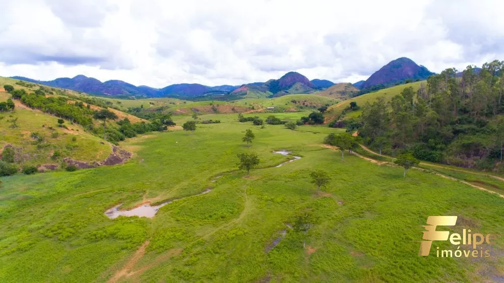 Fazenda à venda com 1 quarto, 130m² - Foto 2