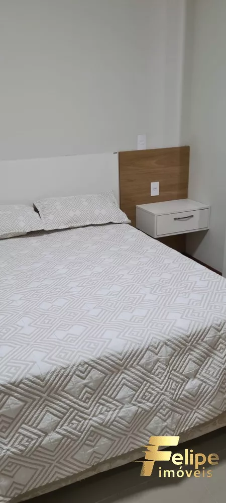 Apartamento à venda com 3 quartos, 90m² - Foto 2