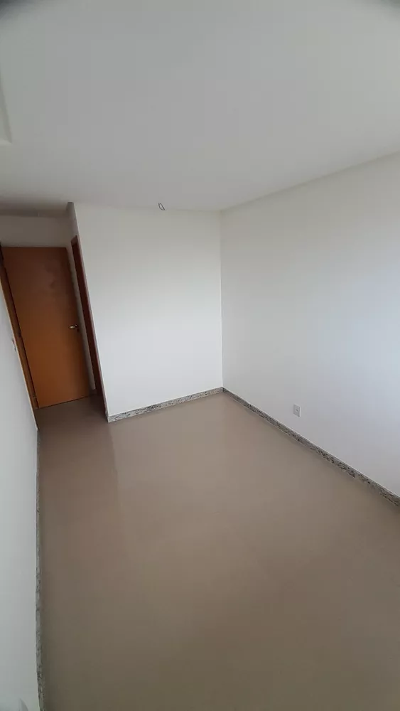 Apartamento à venda com 2 quartos, 57m² - Foto 4