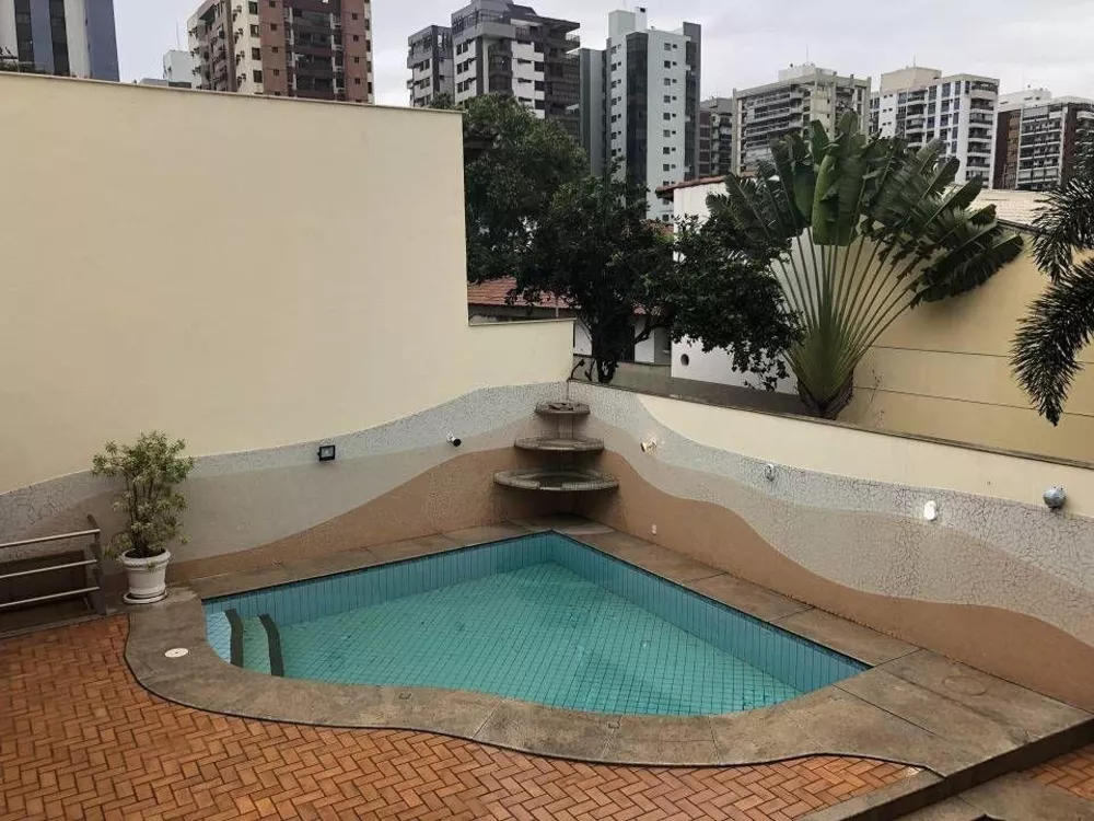 Casa à venda com 3 quartos, 460m² - Foto 2