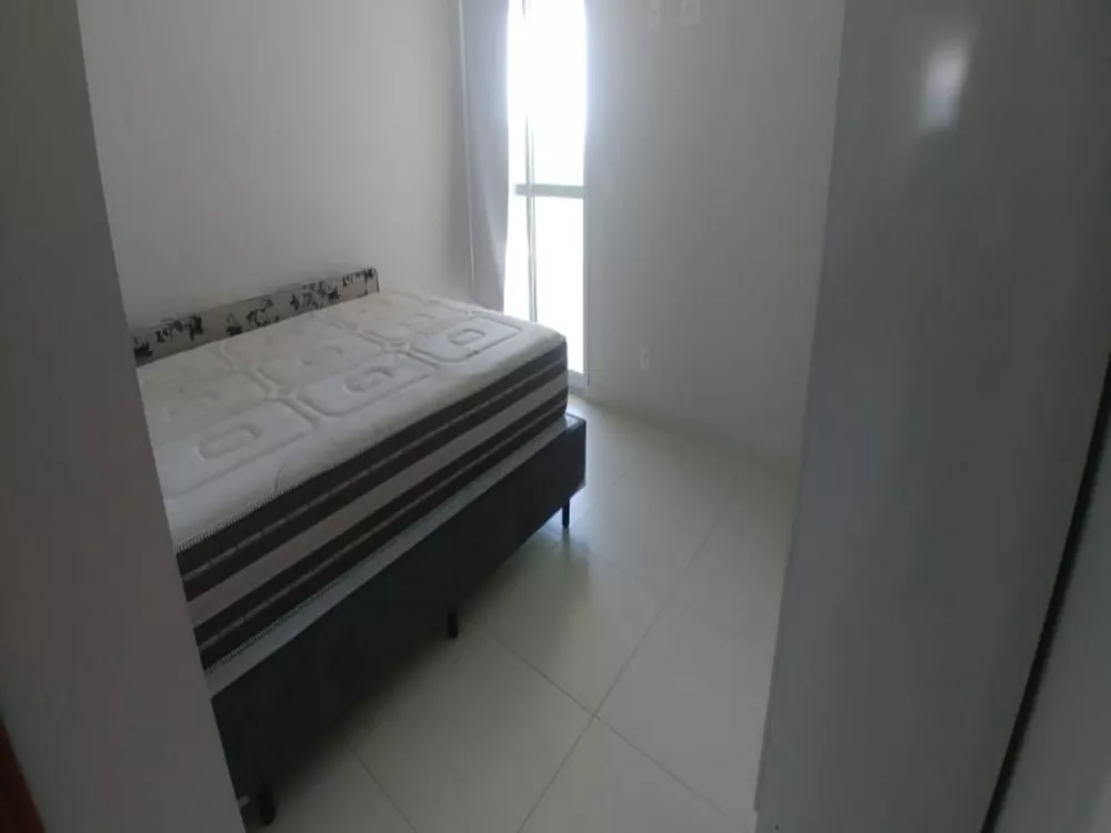 Apartamento à venda com 3 quartos, 110m² - Foto 4