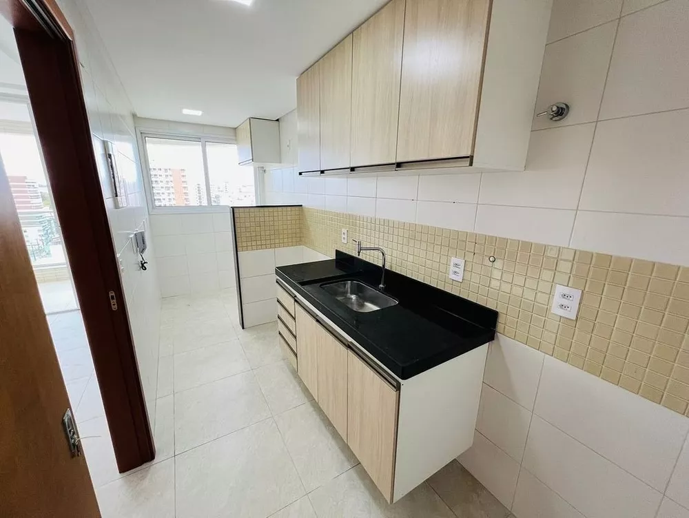 Apartamento à venda com 2 quartos, 68m² - Foto 7