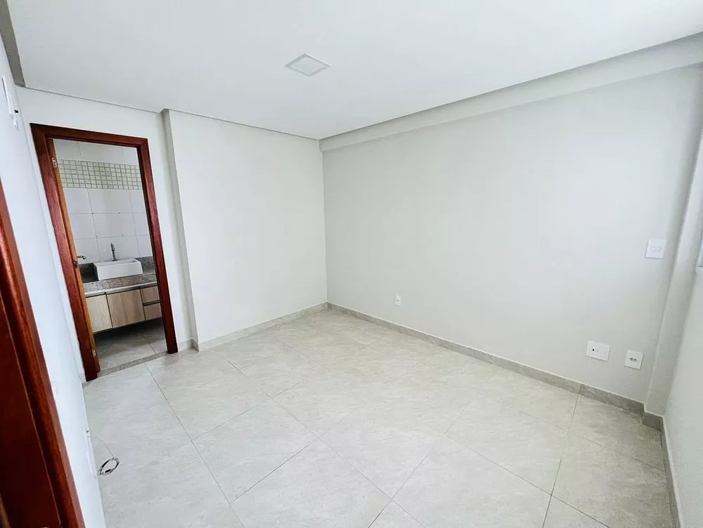 Apartamento à venda com 2 quartos, 68m² - Foto 5