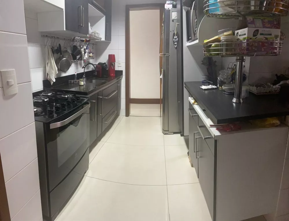 Apartamento à venda com 3 quartos, 97m² - Foto 3