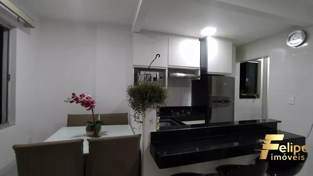 Apartamento à venda com 2 quartos, 65m² - Foto 4