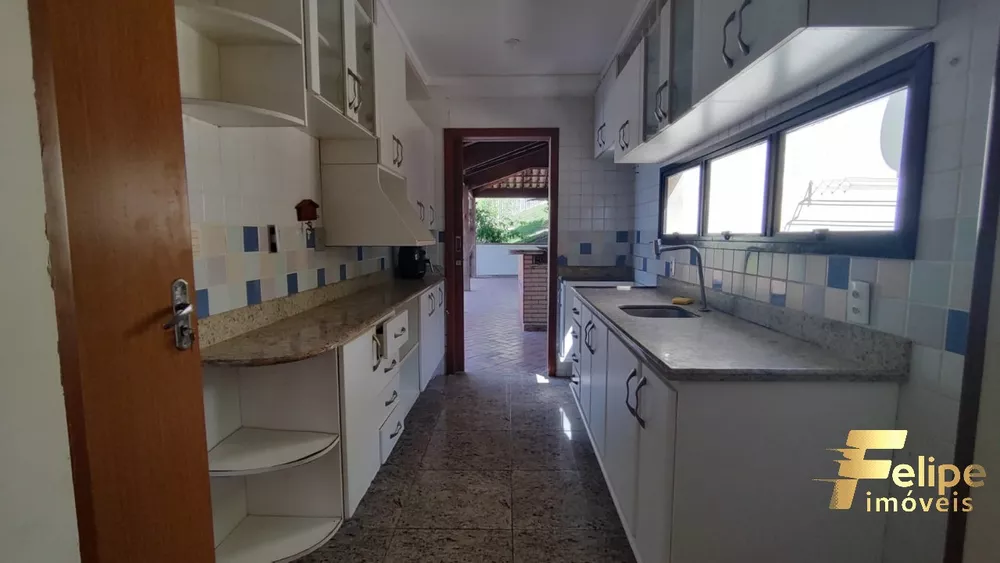 Casa à venda com 4 quartos, 350m² - Foto 7