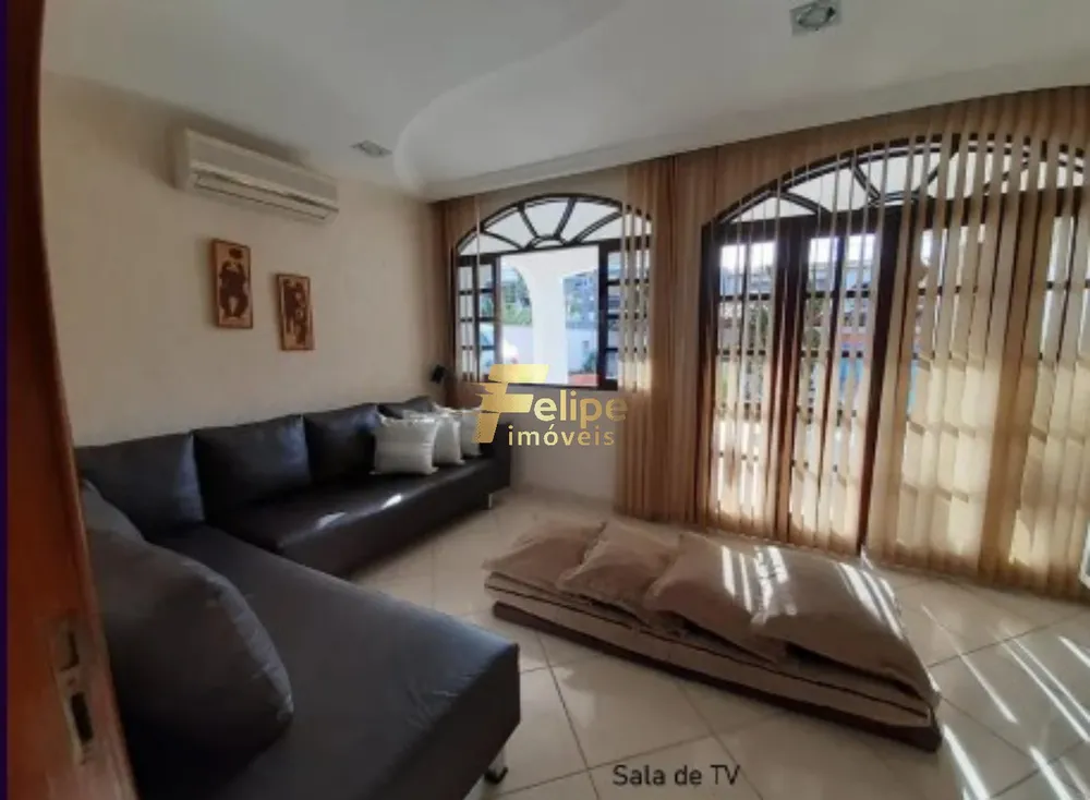 Casa, 5 quartos, 258 m² - Foto 1