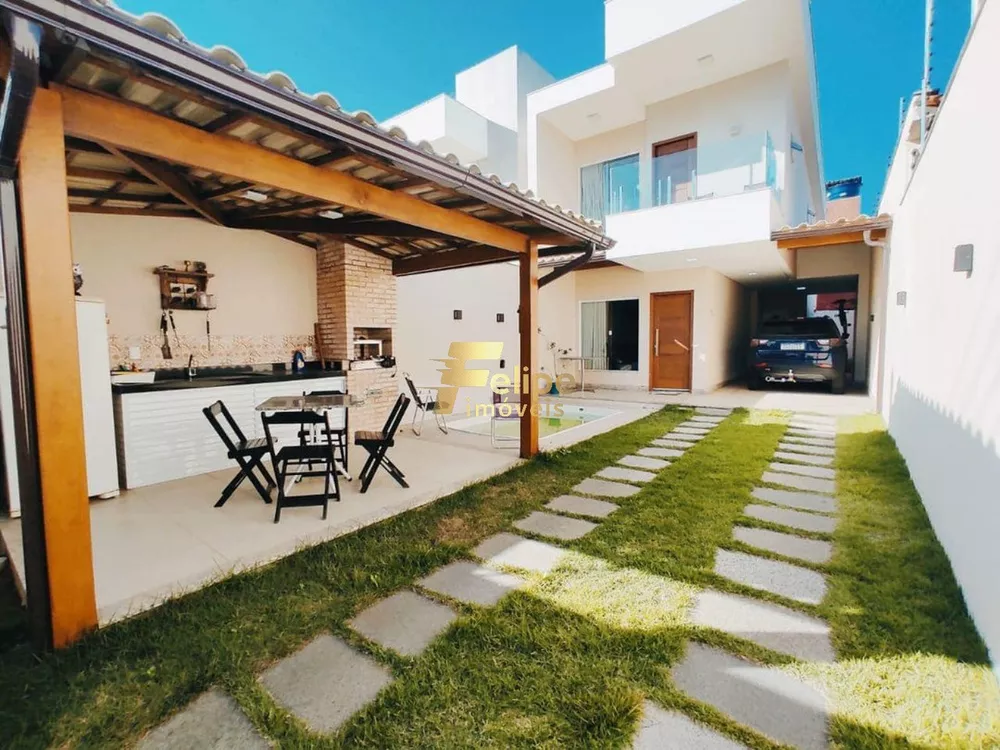 Casa à venda com 3 quartos, 400m² - Foto 1