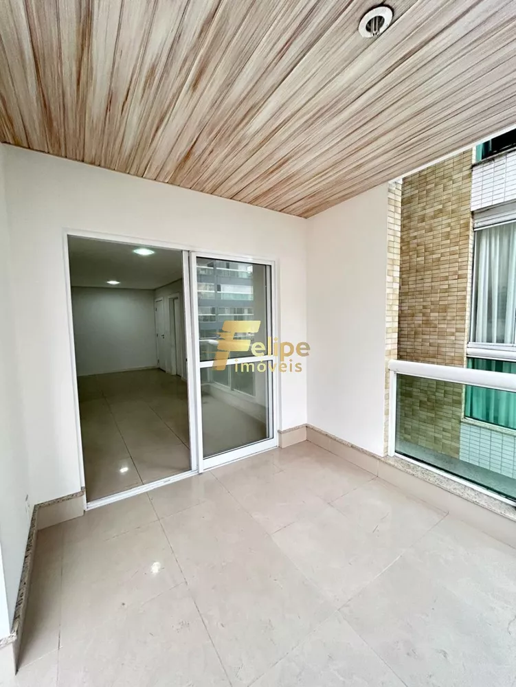 Apartamento à venda com 2 quartos, 75m² - Foto 3