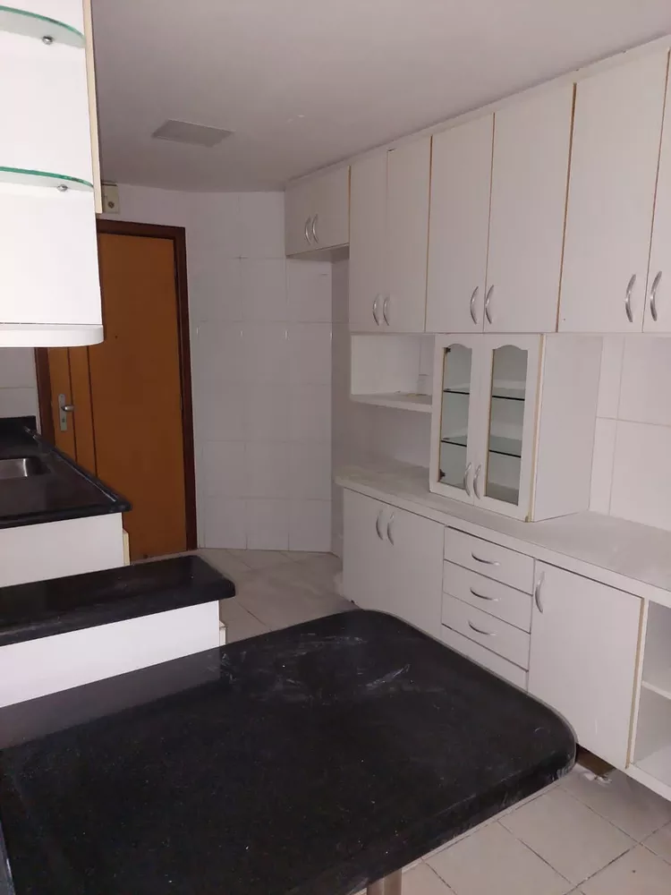 Apartamento à venda com 3 quartos, 130m² - Foto 14