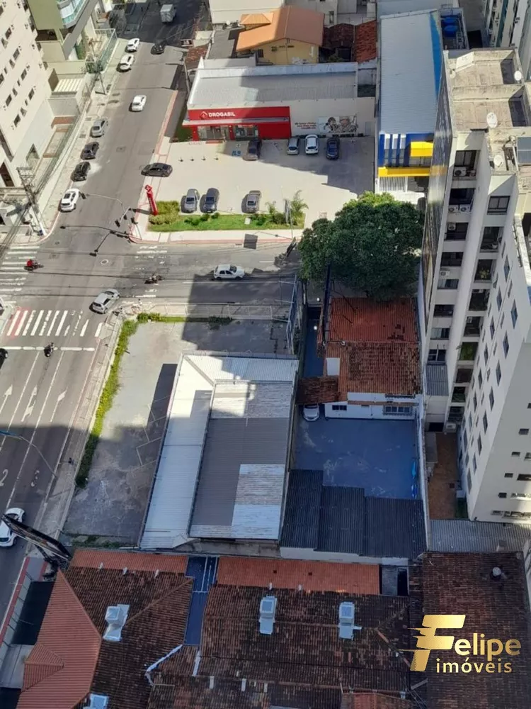 Prédio Inteiro à venda com 5 quartos, 200m² - Foto 1