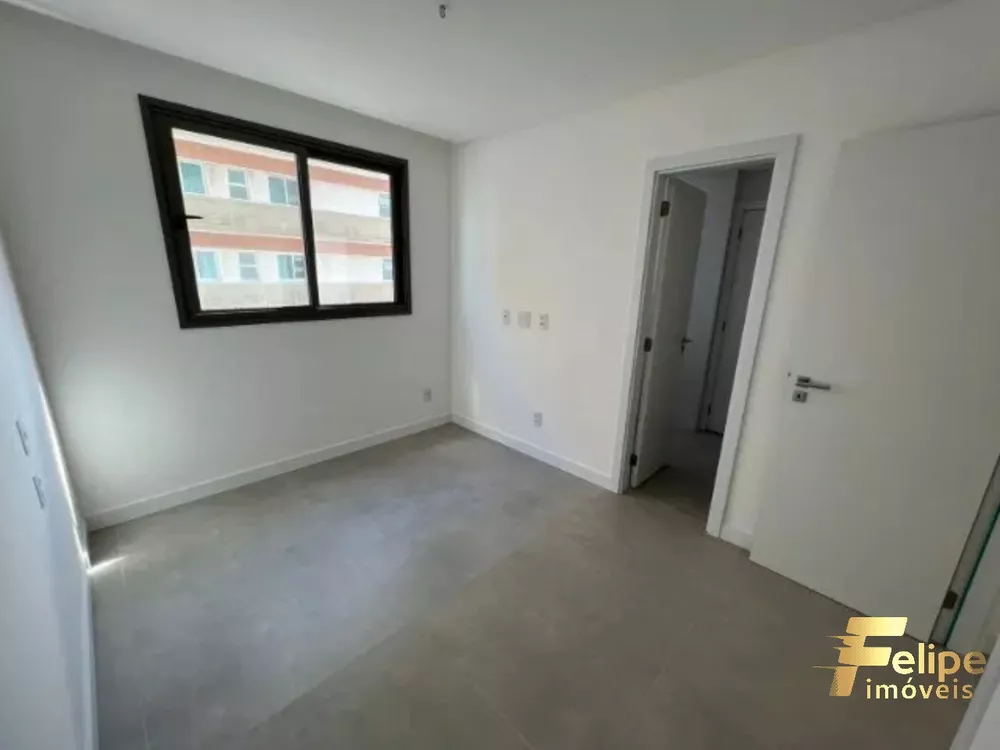 Apartamento à venda com 4 quartos, 142m² - Foto 4