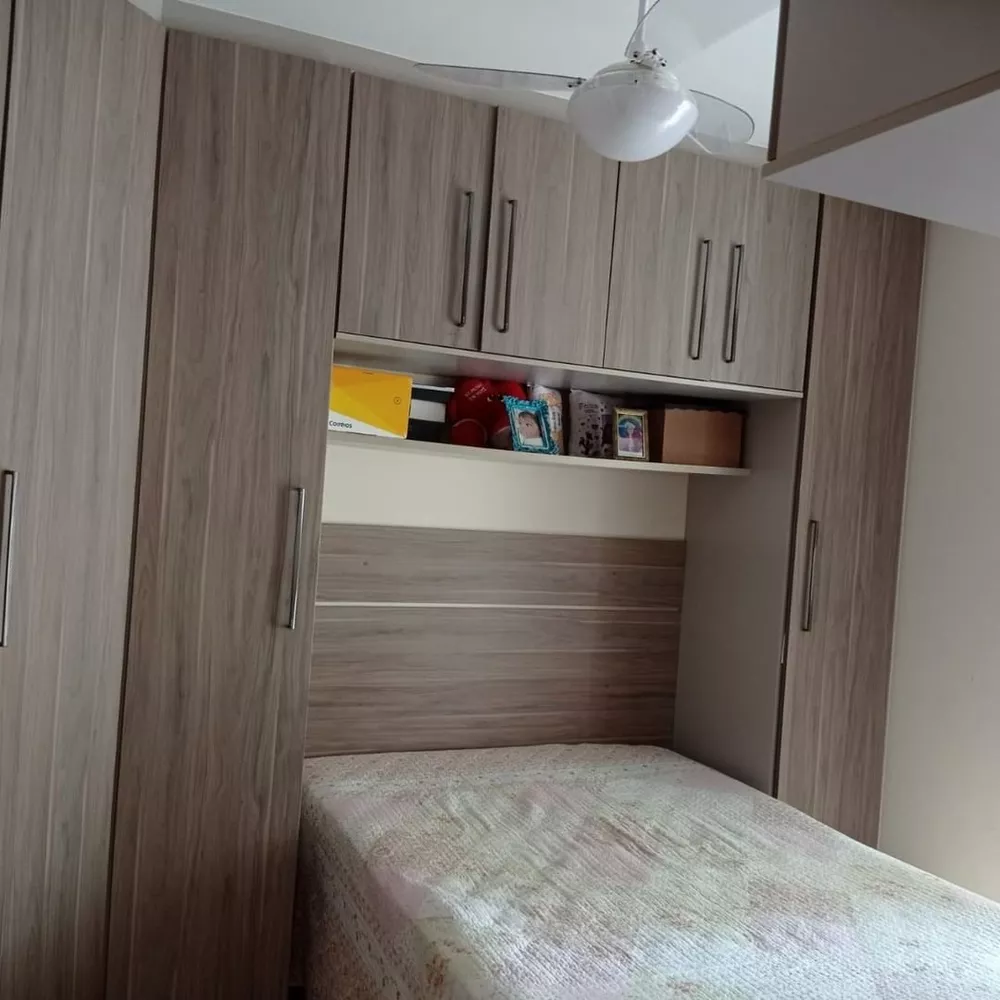 Apartamento à venda com 3 quartos, 75m² - Foto 4