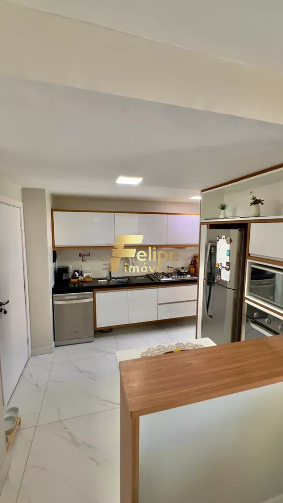 Apartamento à venda com 3 quartos, 125m² - Foto 4