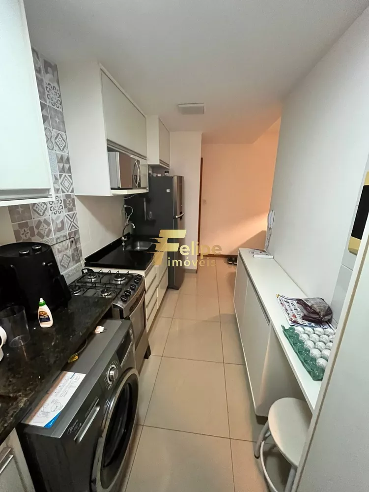 Apartamento à venda com 2 quartos, 65m² - Foto 3