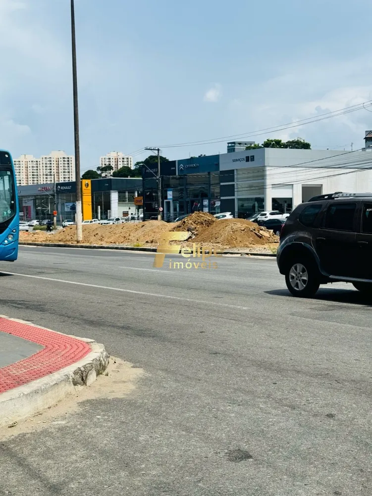Loteamento e Condomínio, 600 m² - Foto 1
