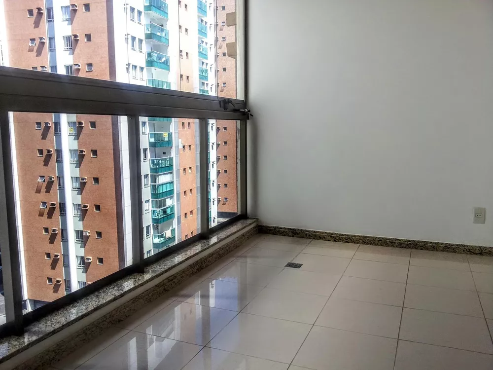 Apartamento à venda com 3 quartos, 119m² - Foto 1