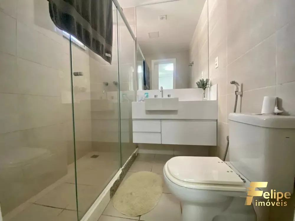 Apartamento à venda com 4 quartos, 230m² - Foto 2