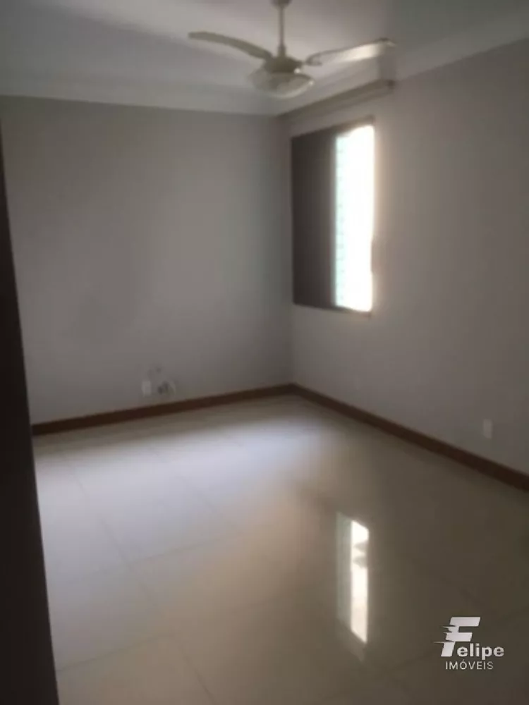 Apartamento à venda com 4 quartos, 220m² - Foto 5