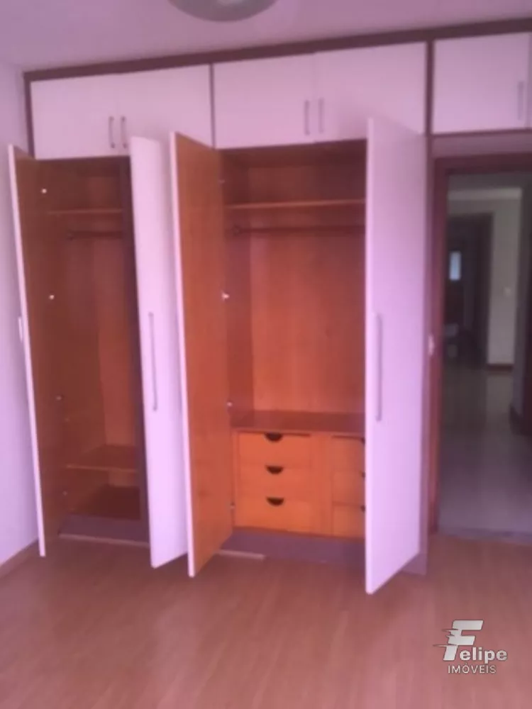 Apartamento à venda com 4 quartos, 220m² - Foto 7