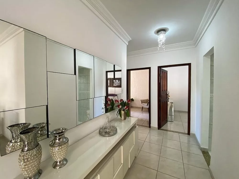 Casa à venda com 3 quartos, 205m² - Foto 14