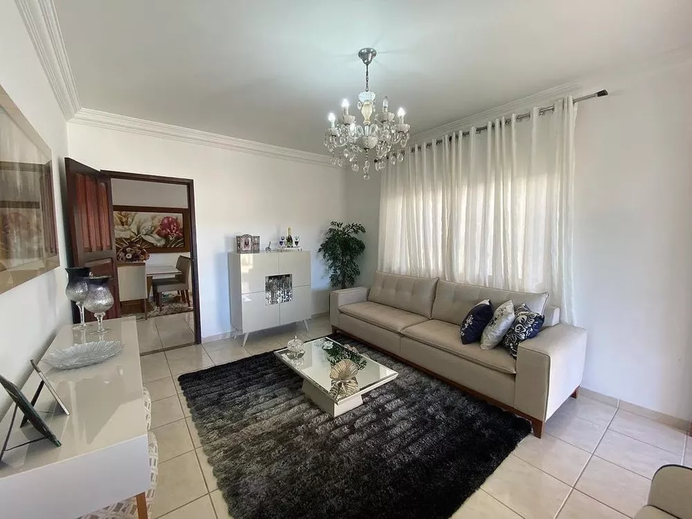 Casa à venda com 3 quartos, 205m² - Foto 16