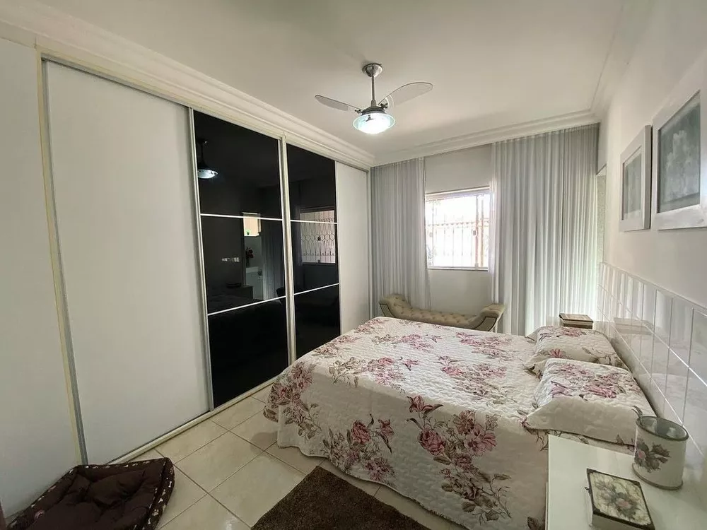 Casa à venda com 3 quartos, 205m² - Foto 13