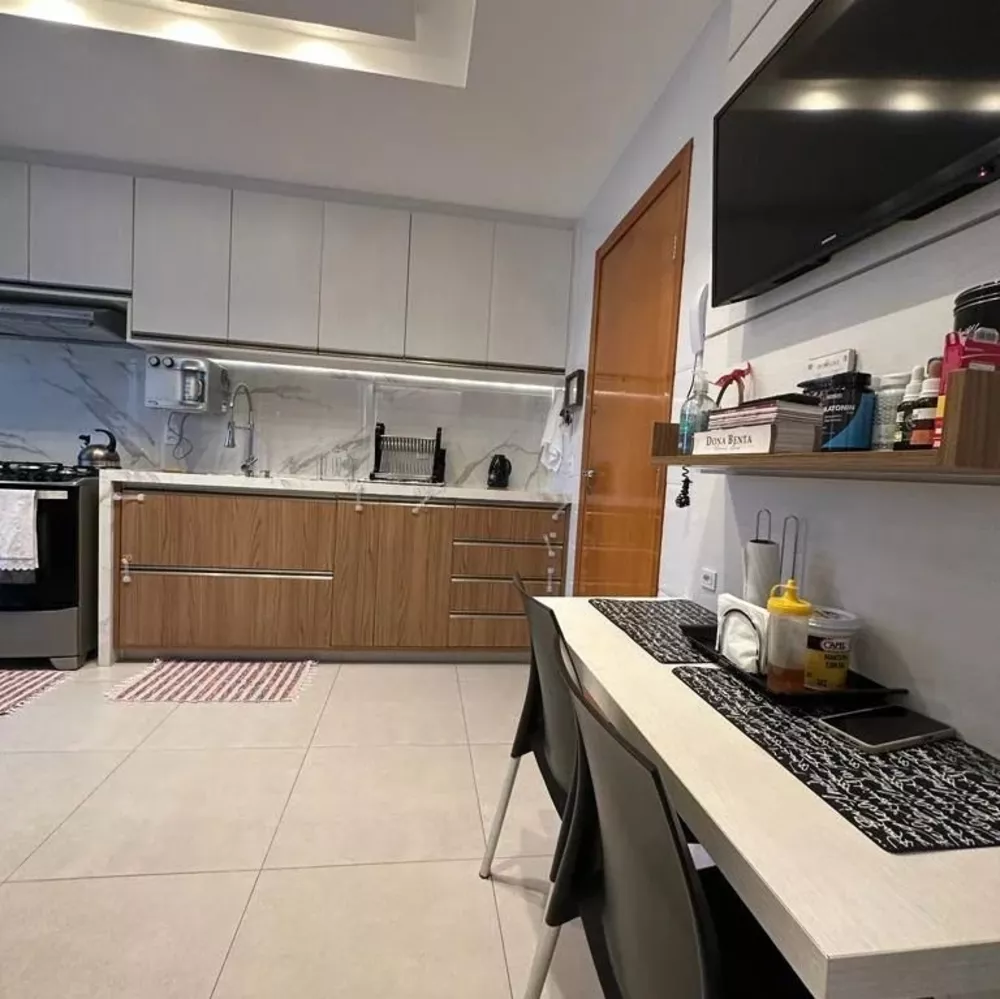 Apartamento à venda com 3 quartos, 143m² - Foto 4