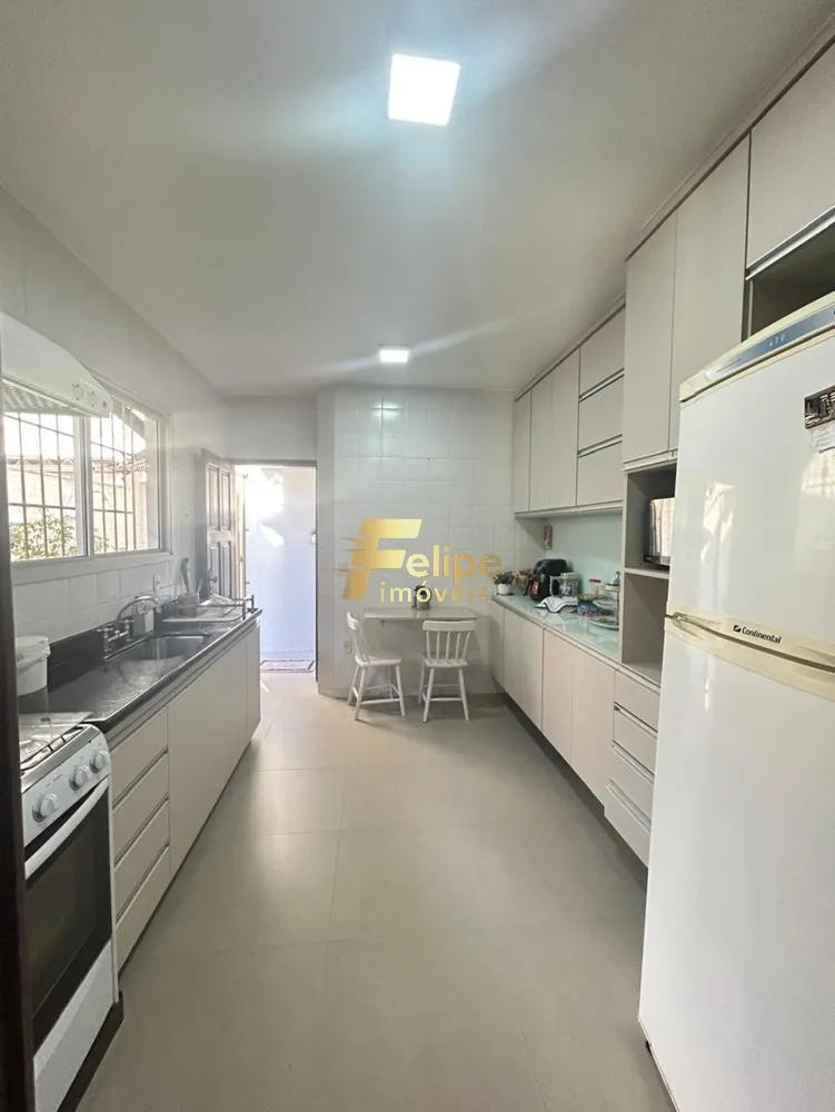 Casa, 3 quartos, 208 m² - Foto 9