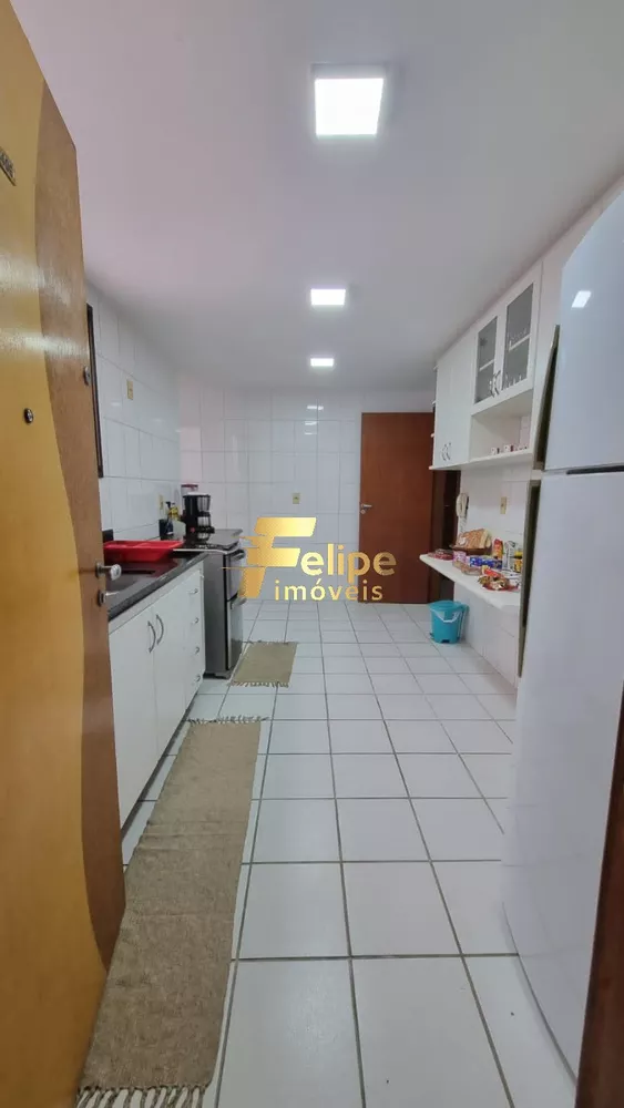 Apartamento à venda com 3 quartos, 133m² - Foto 3