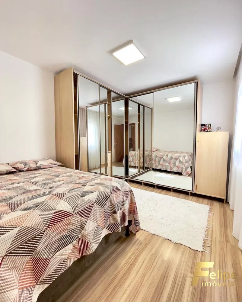 Cobertura à venda com 4 quartos, 260m² - Foto 4