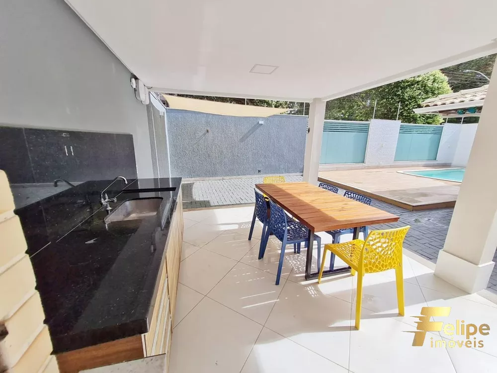 Casa à venda com 4 quartos, 360m² - Foto 2