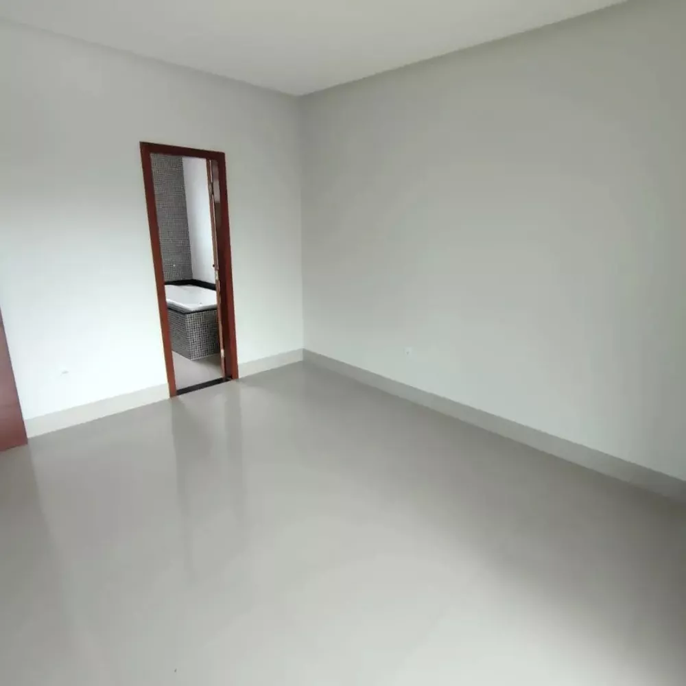 Casa à venda com 3 quartos, 155m² - Foto 4