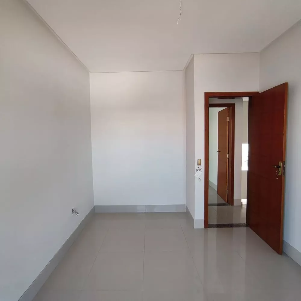 Casa à venda com 3 quartos, 155m² - Foto 14