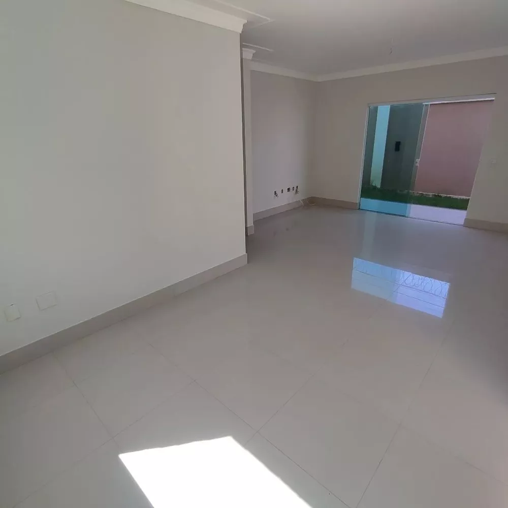 Casa à venda com 3 quartos, 155m² - Foto 11