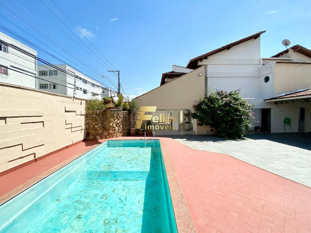 Casa, 4 quartos, 700 m² - Foto 1