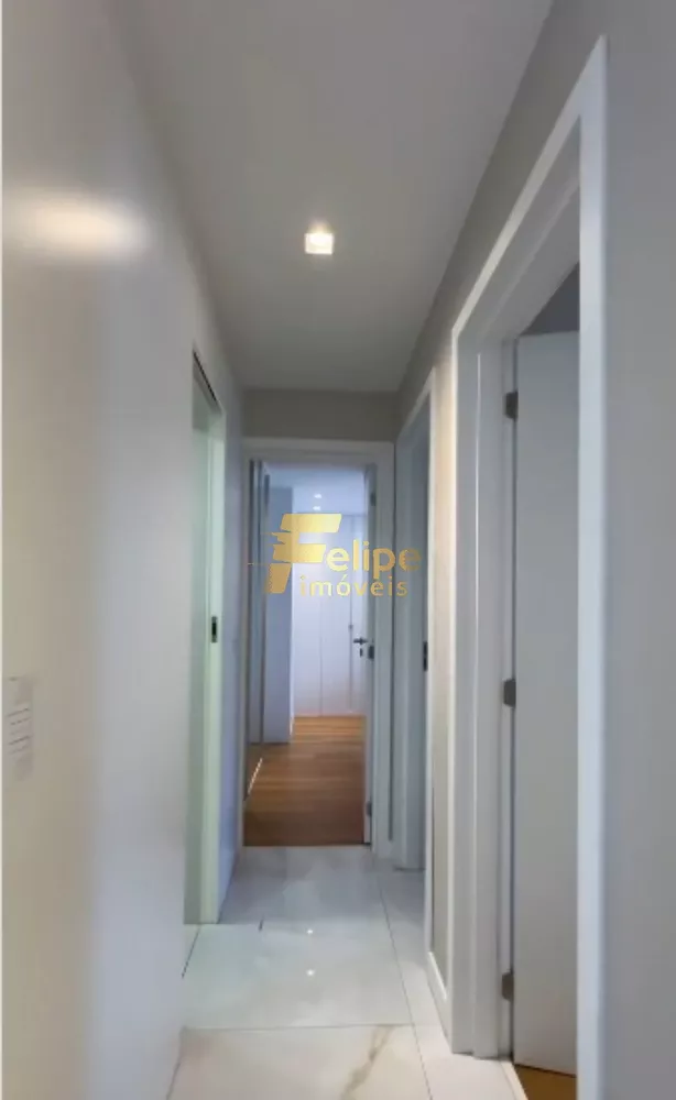 Apartamento à venda com 3 quartos, 150m² - Foto 4