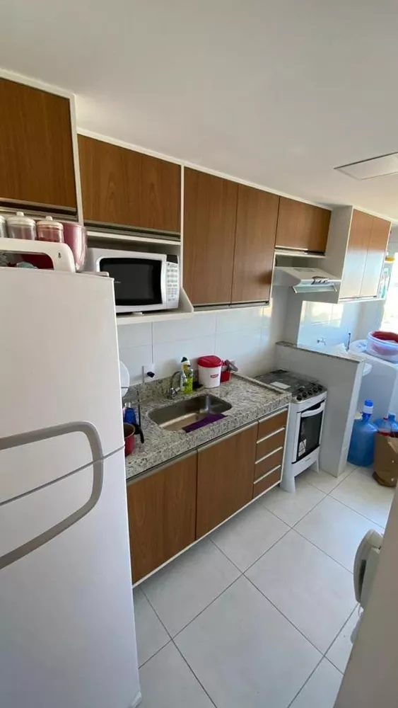 Apartamento à venda com 2 quartos, 60m² - Foto 2