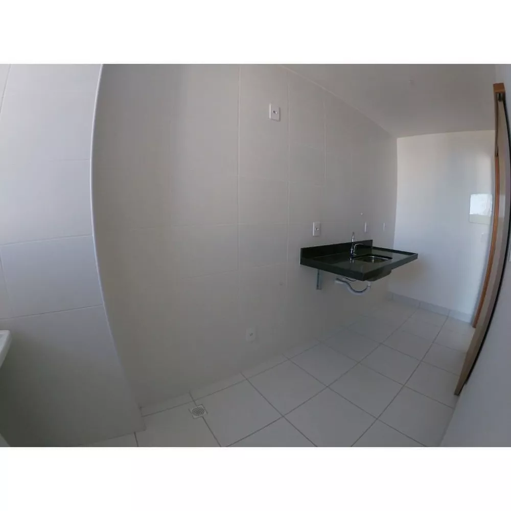 Apartamento à venda com 2 quartos, 61m² - Foto 2