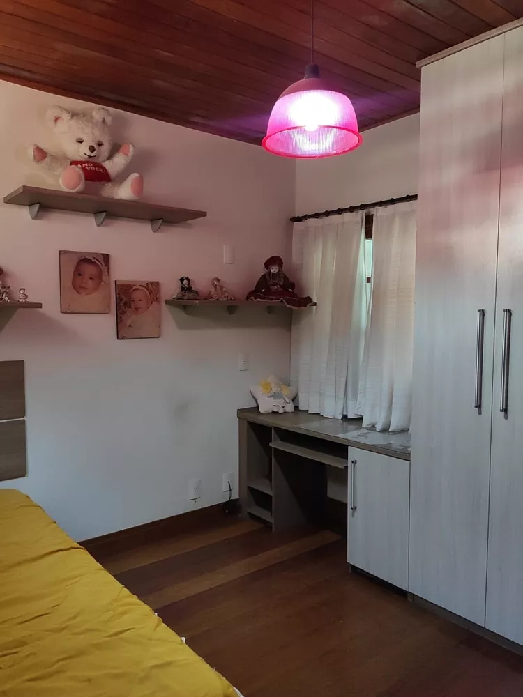 Casa à venda com 5 quartos, 360m² - Foto 4