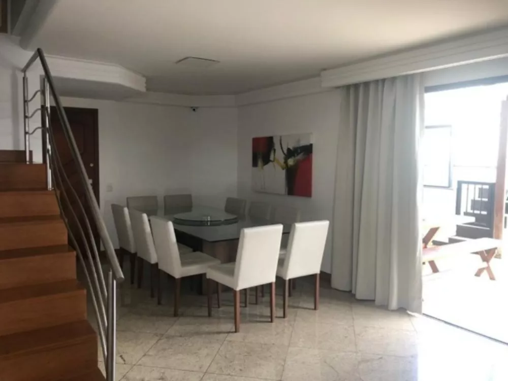 Apartamento à venda com 3 quartos, 242m² - Foto 4