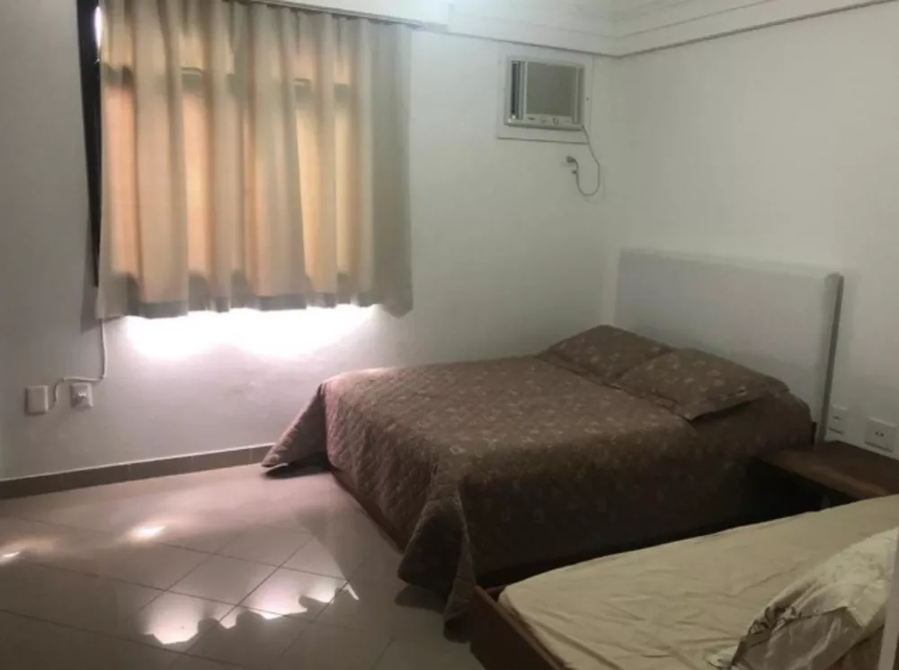 Apartamento à venda com 3 quartos, 242m² - Foto 12