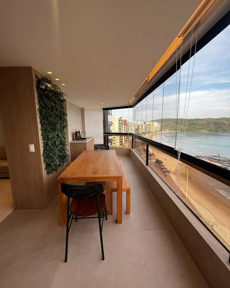 Apartamento à venda com 3 quartos, 173m² - Foto 2