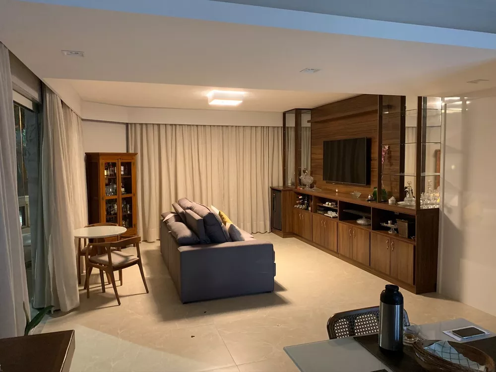 Apartamento à venda com 3 quartos, 155m² - Foto 3