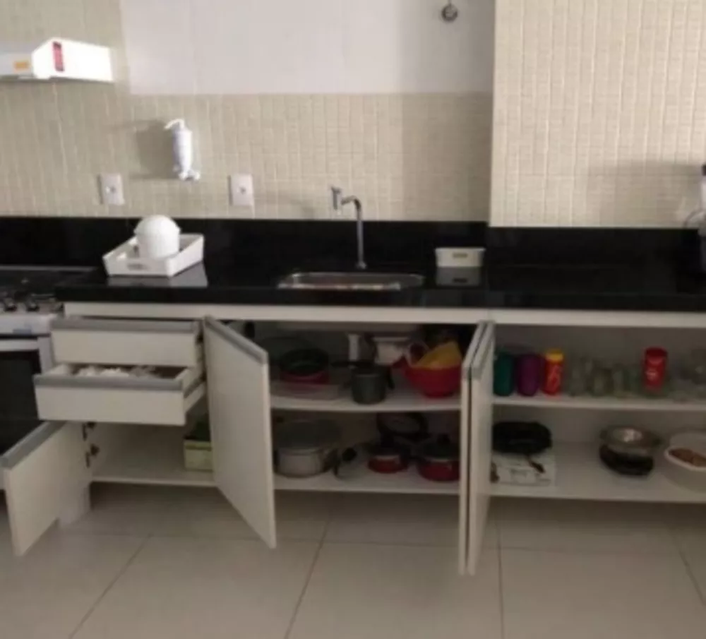 Apartamento à venda com 3 quartos, 110m² - Foto 3