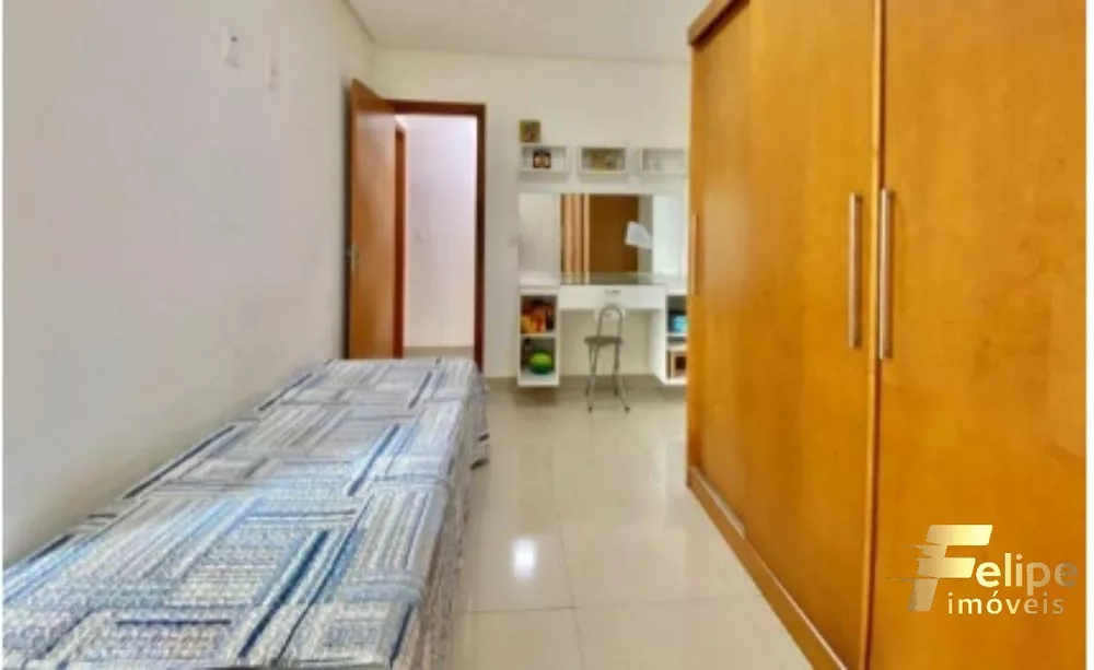 Apartamento à venda com 3 quartos, 135m² - Foto 3