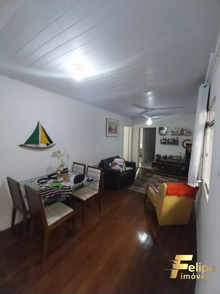 Casa à venda com 4 quartos, 450m² - Foto 4