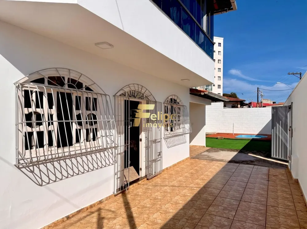 Casa, 4 quartos, 235 m² - Foto 8