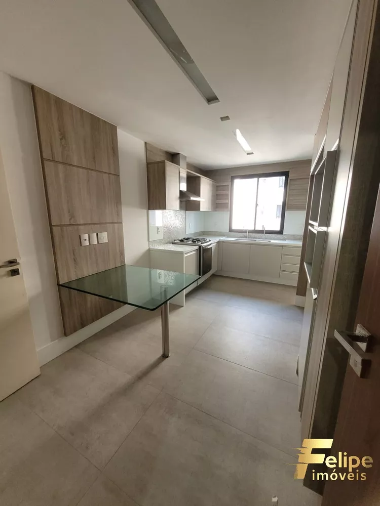 Apartamento à venda com 4 quartos, 170m² - Foto 4