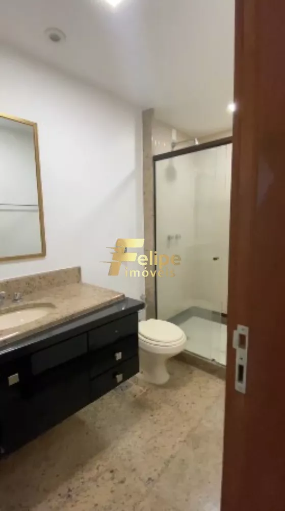 Apartamento à venda com 4 quartos, 220m² - Foto 2